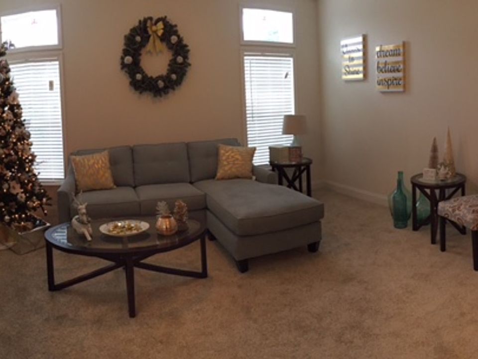 2nd image of 56 Plantation Blvd