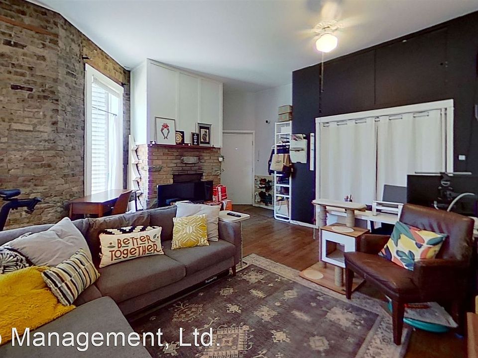 1st image of 910 W Wrightwood Ave APT 1R