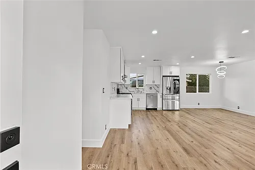 12869 Norris Ave Photo 1