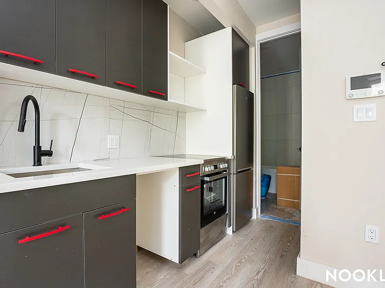 379 Knickerbocker Ave #2B — Photo 5