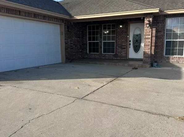 3042 Masterson Dr, Corpus Christi, TX 78415