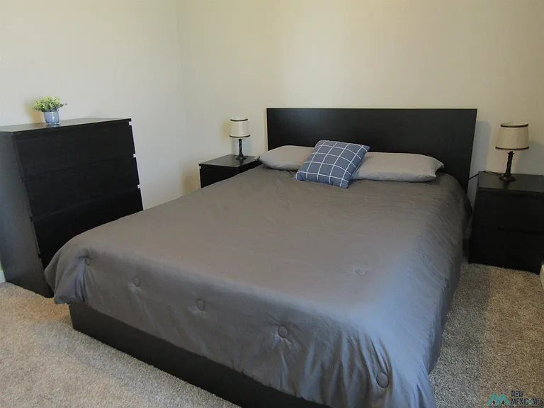 2404 W Briscoe Ave — Photo 30