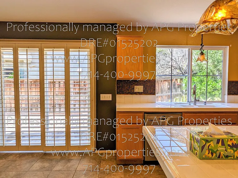 2439 N Cameo Ct — Photo 22