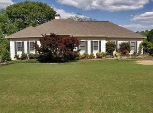 7926 High Point Dr, Jonesboro, GA 30236