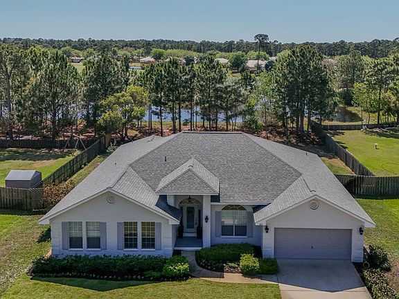 2nd image of 621 E Shipwreck Rd