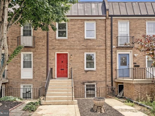 712 6th St SW, Washington, DC 20024