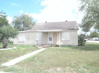 111 W 6th St, Los Fresnos, TX 78566