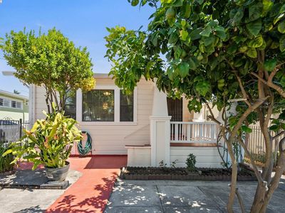 2344 Bartlett St, Oakland, CA, 94601