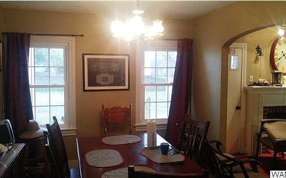 4th image of 28 Holly St
