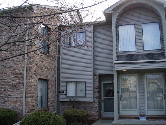 3rd image of 42766 Lilley Pointe Dr #166