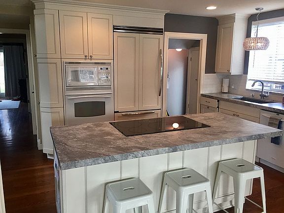 4th image of 10134 Borgman Ave
