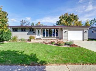 7304 Earl Ave, Greendale, WI 53129