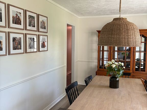 3rd image of 115 Bennett Rd