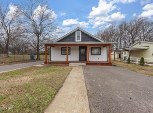 810 S Lexington St, Trenton, TN 38382