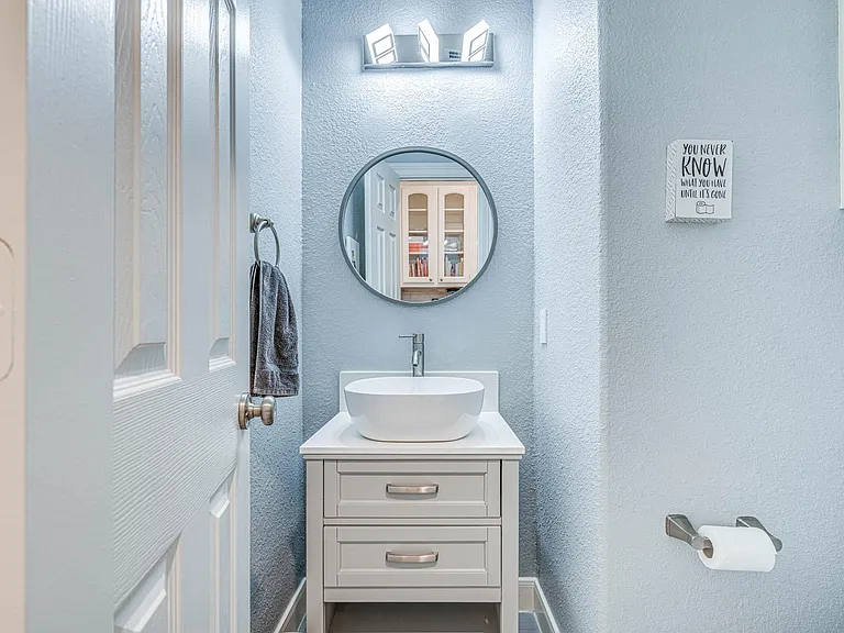 5907 Ballina Canyon Ln — Photo 15