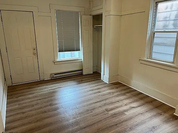 4th image of 617 Glenwood Ave