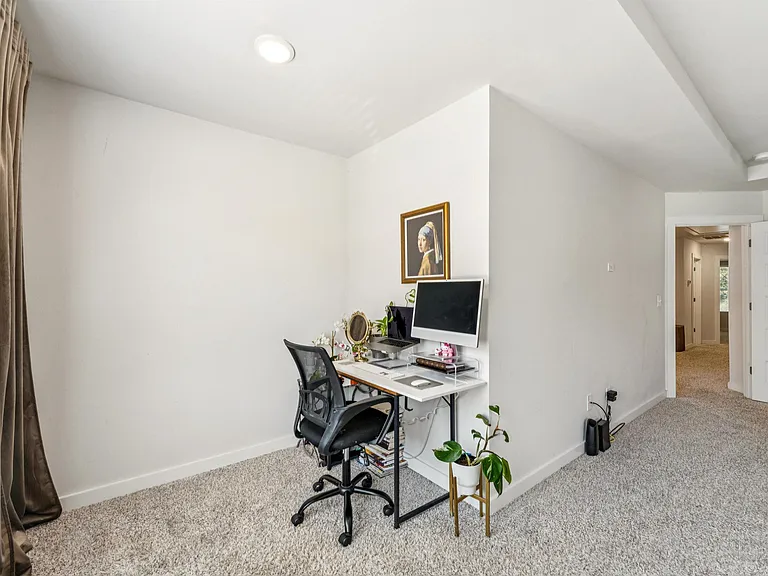 501 Polo Way — Photo 26