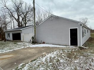524 E Elm St, Deshler, OH 43516
