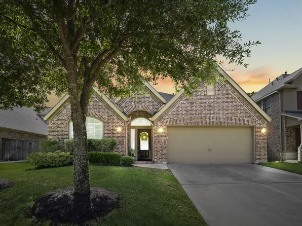 185 Pinnacle Ridge Dr, Montgomery, TX 77316
