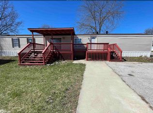 802 E County Line Rd #86, Des Moines, IA 50320