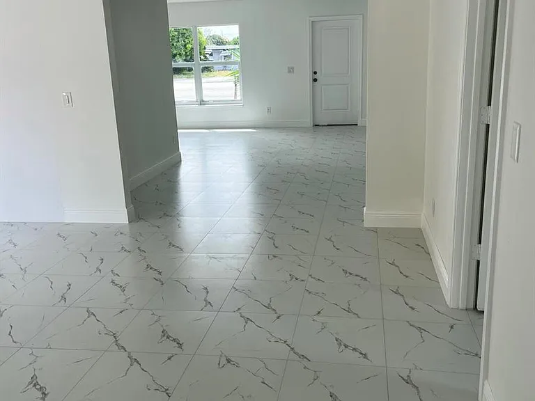 2747 Summit Blvd — Photo 12