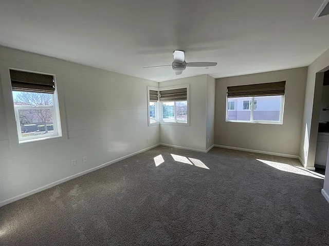 2003 N Perry Ln — Photo 25