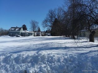 28 Elm St, Presque Isle, ME 04769