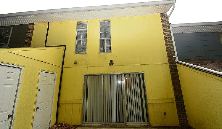 303 E Montcastle Dr — Photo 12