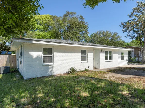 113 N Audrey Cir NW, Fort Walton Beach, FL 32548