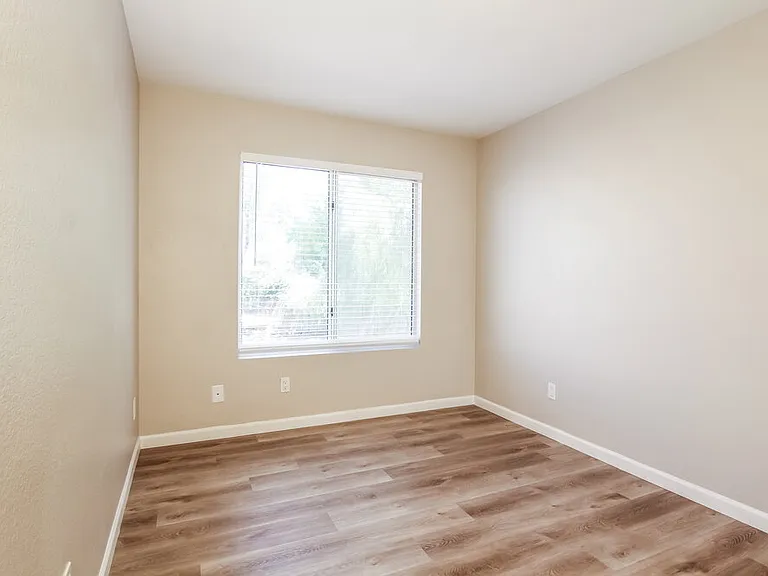 6782 W Tina Ln — Photo 12