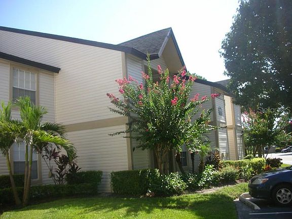 2nd image of 1924 Lake Atriums Cir APT 50