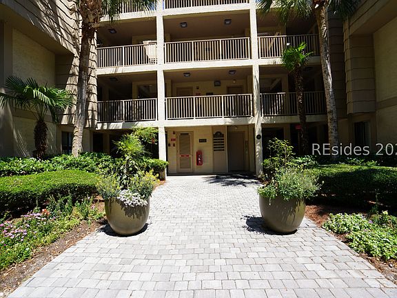 2nd image of 18 Lighthouse Rd APT 471