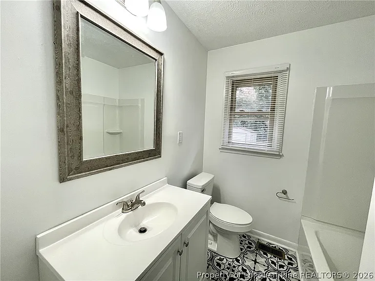 575 Braxton Blvd — Photo 13