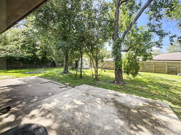 3506 E Orange St, Pearland, TX 77581