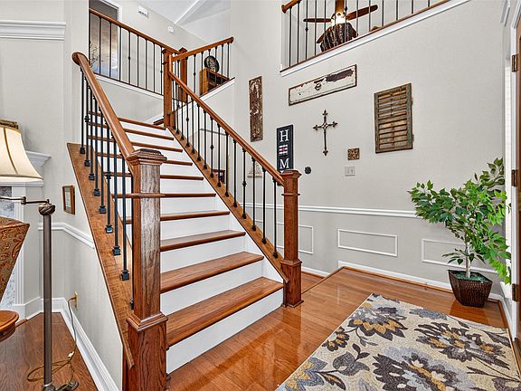 4th image of 2907 Prairie Hill Ct