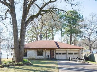 20364 Lake Shore Cir, Flint, TX 75762