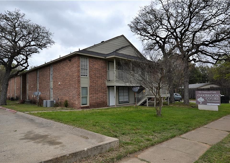 1st image of 701 Oakwood Ln APT 5