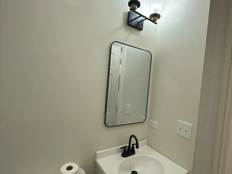 6709 S Carpenter St #2F — Photo 8