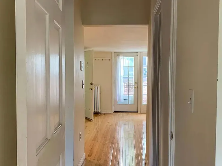 20 Phillips St #7 — Photo 5
