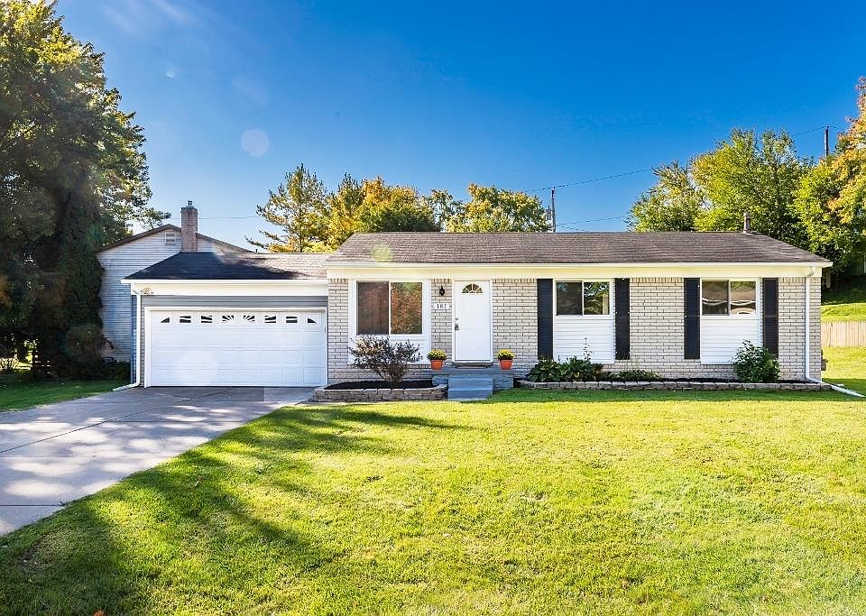 1st image of 181 Valley Dr