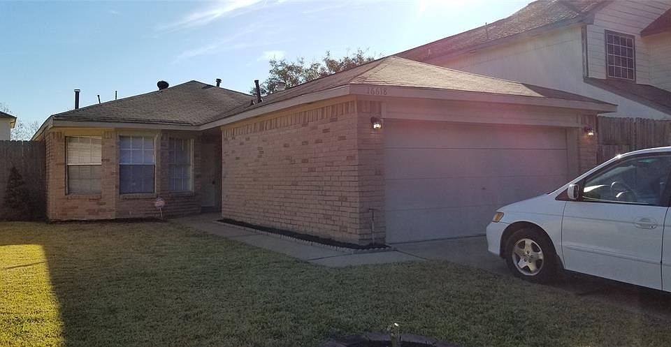 1st image of 16618 Vista Oak Dr