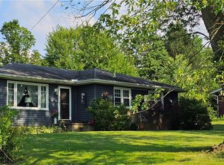2902 Sandy Lake Grove City Rd, Stoneboro, PA 16153