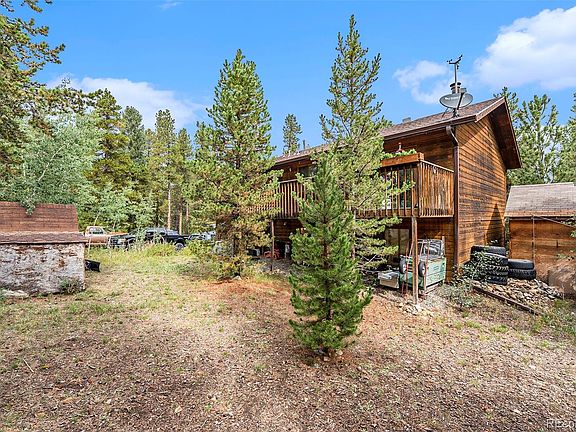 2nd image of 930 Lodge Pole Drive