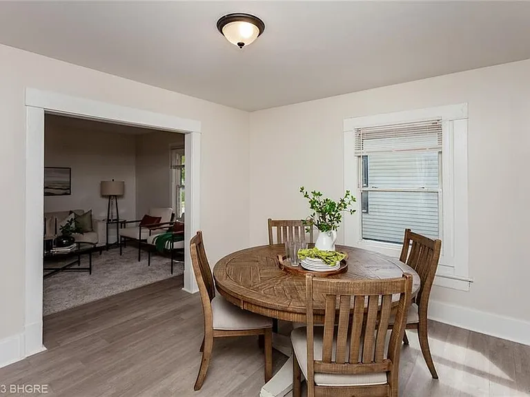 1215 Clark St — Photo 11