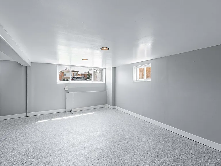 7614 W 63rd Pl — Photo 11