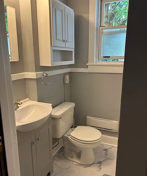 210 Caroline St #4 — Photo 8