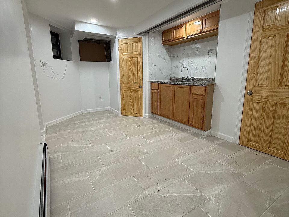 1st image of 8756 115th St #1B