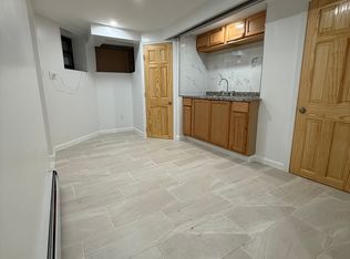 8756 115th St #1B, Richmond Hill, NY 11418