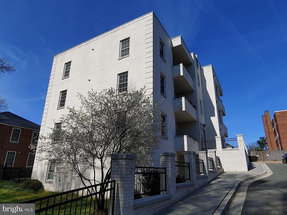 1st image of 229 N Thomas St Unit 201D