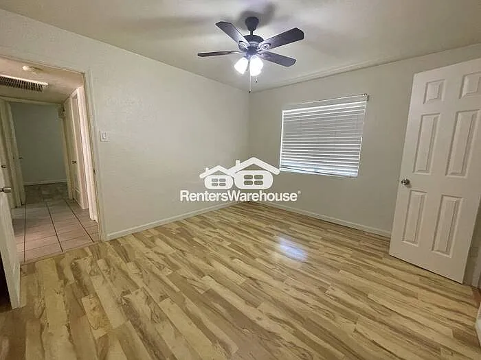 760 N Evergreen St — Photo 13